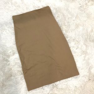 Shapewear Spanx Nude Midi Skirt